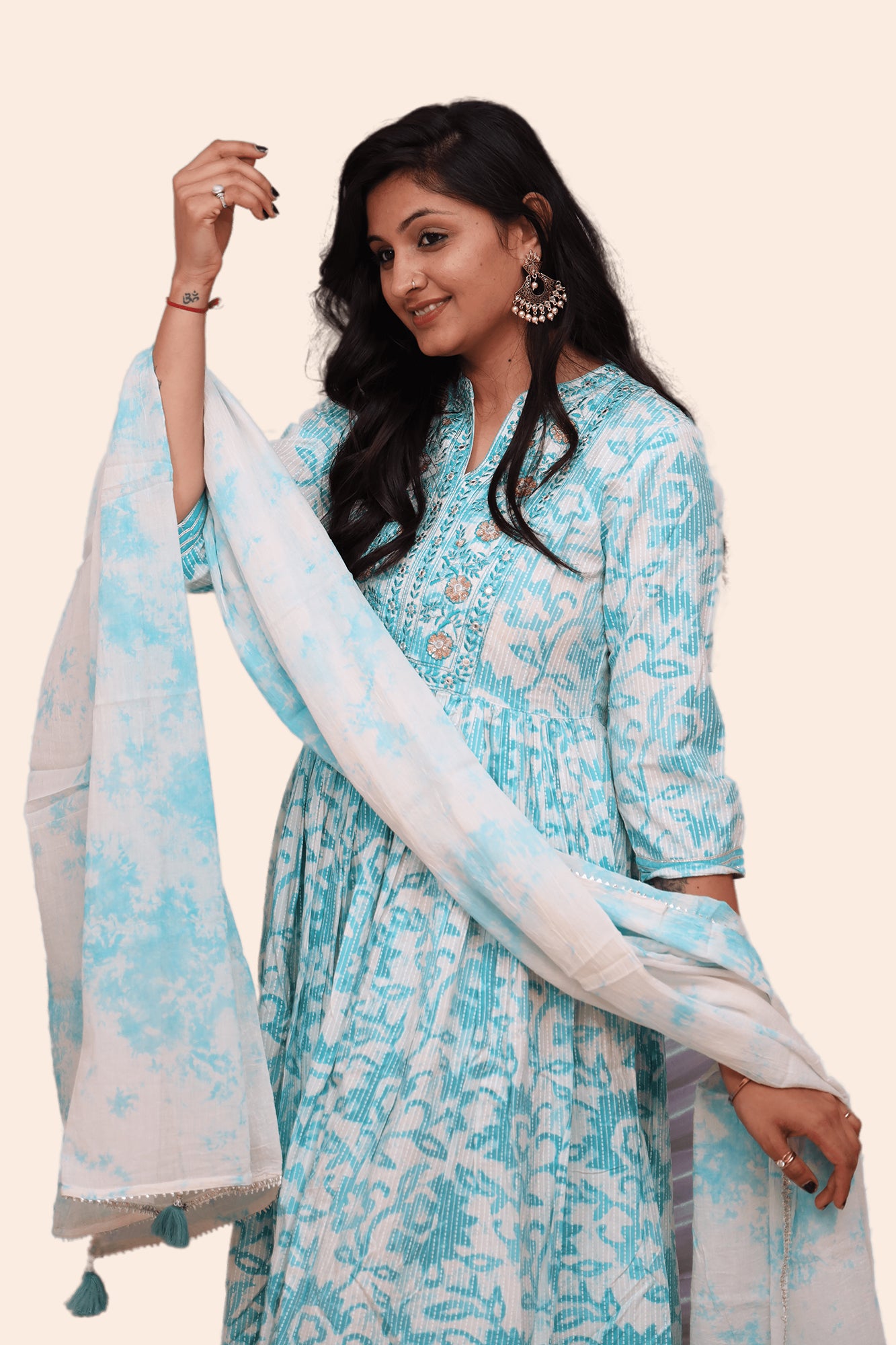 Urban Mystic Embroidered Kurta With Dupatta