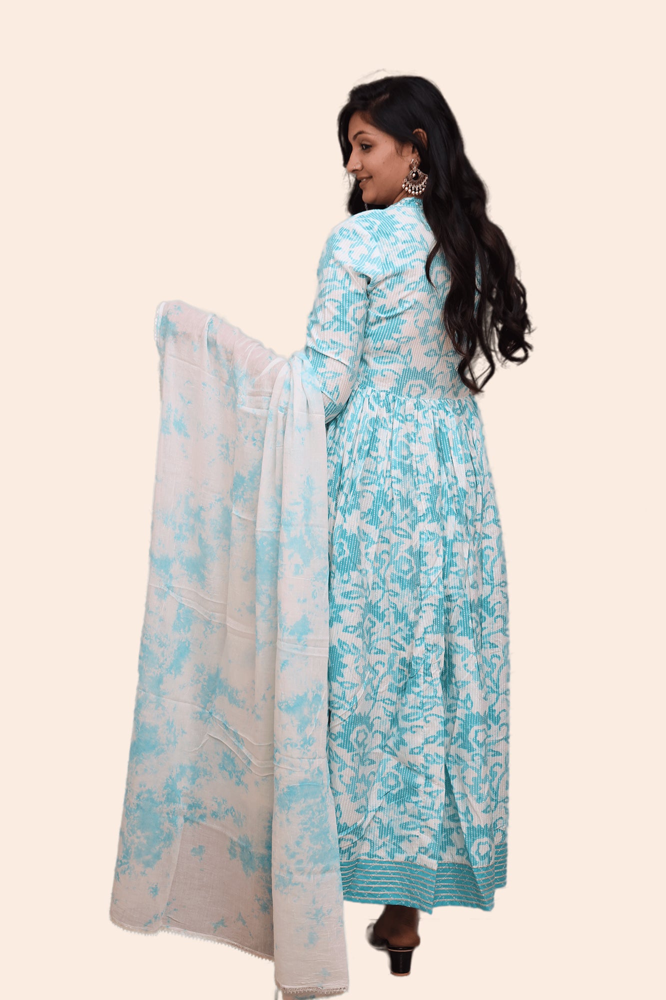 Urban Mystic Embroidered Kurta With Dupatta