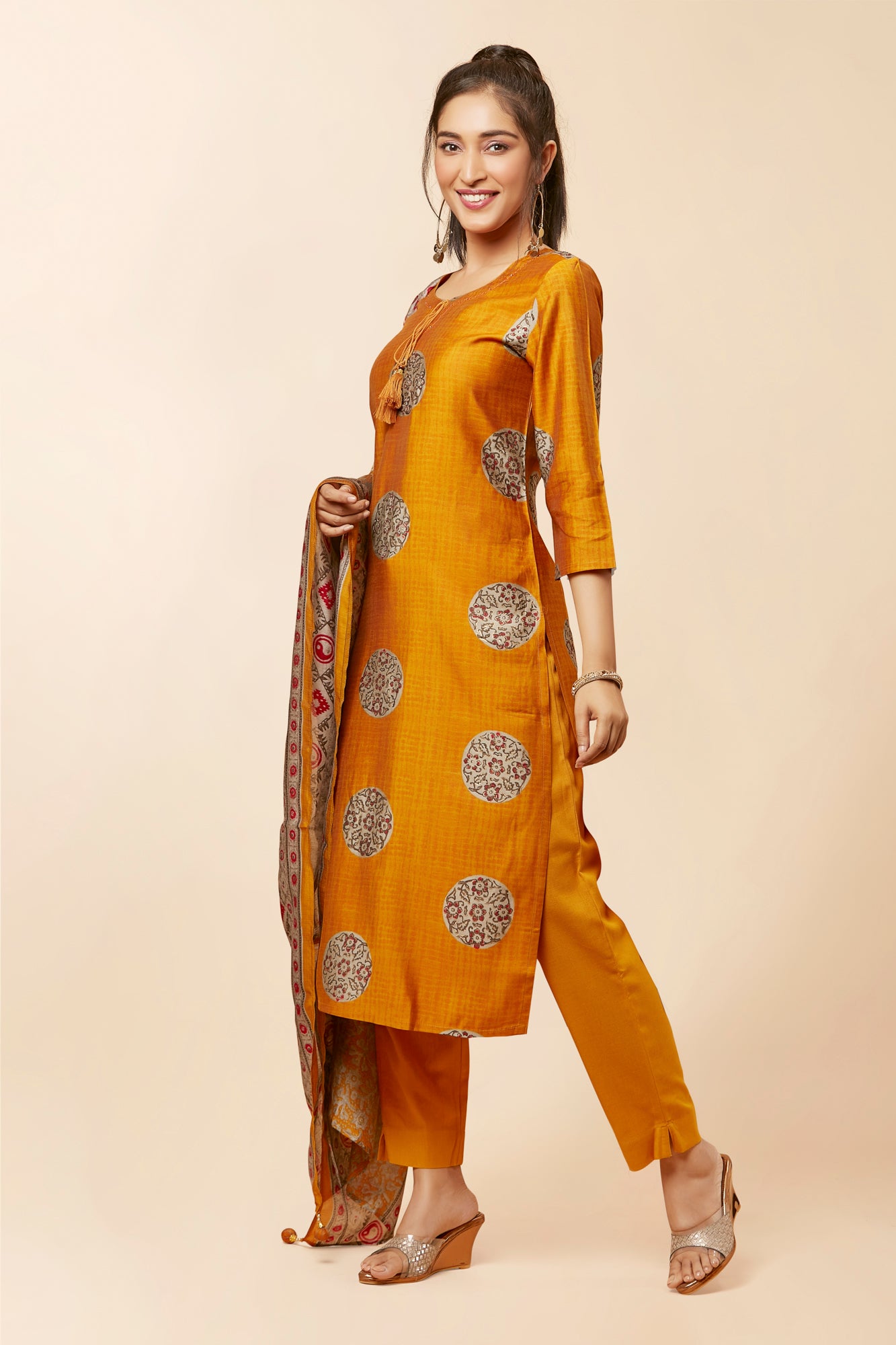 Urban Mystic Mustered Geometric Print Kurta Set