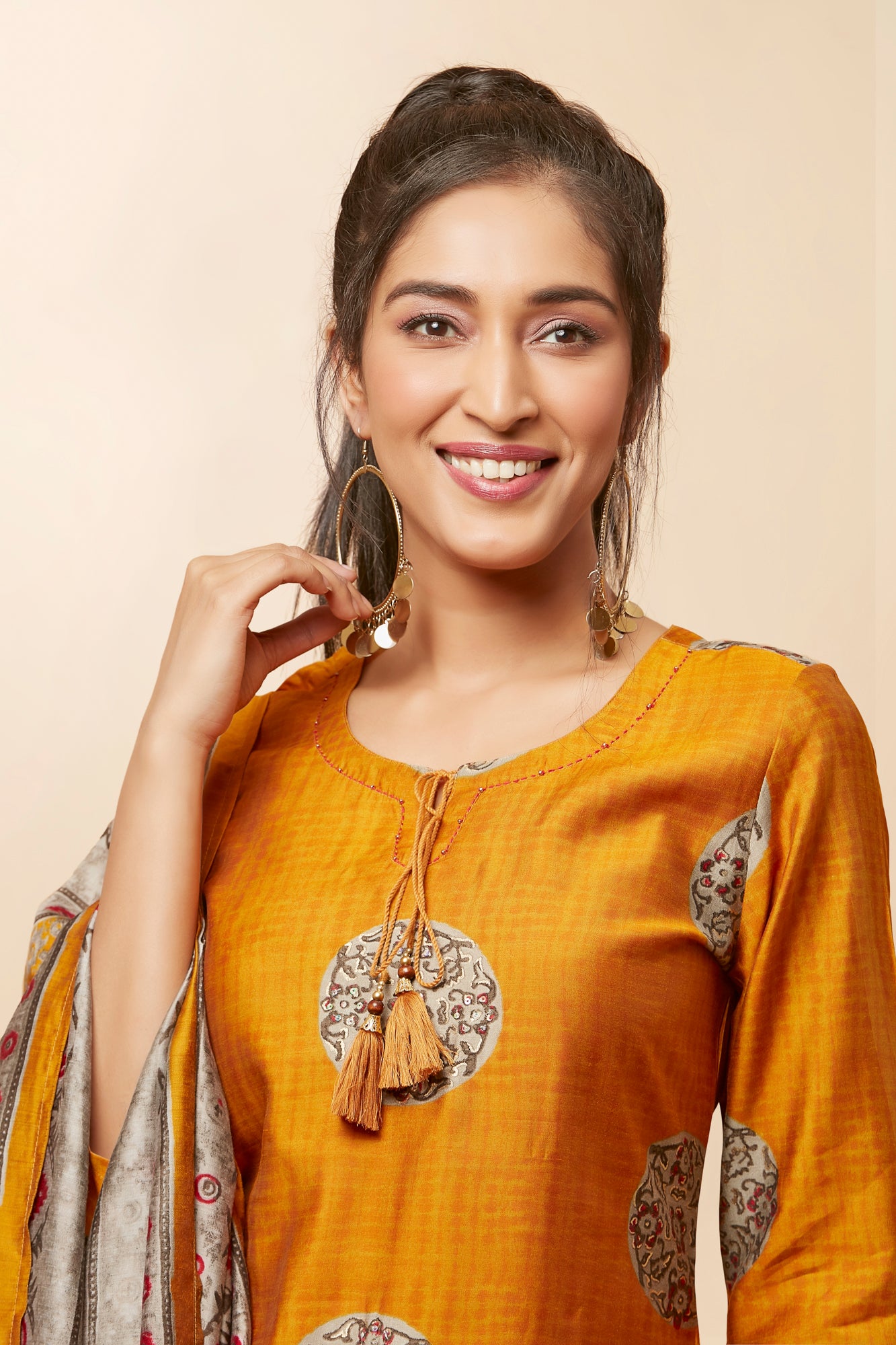 Urban Mystic Mustered Geometric Print Kurta Set