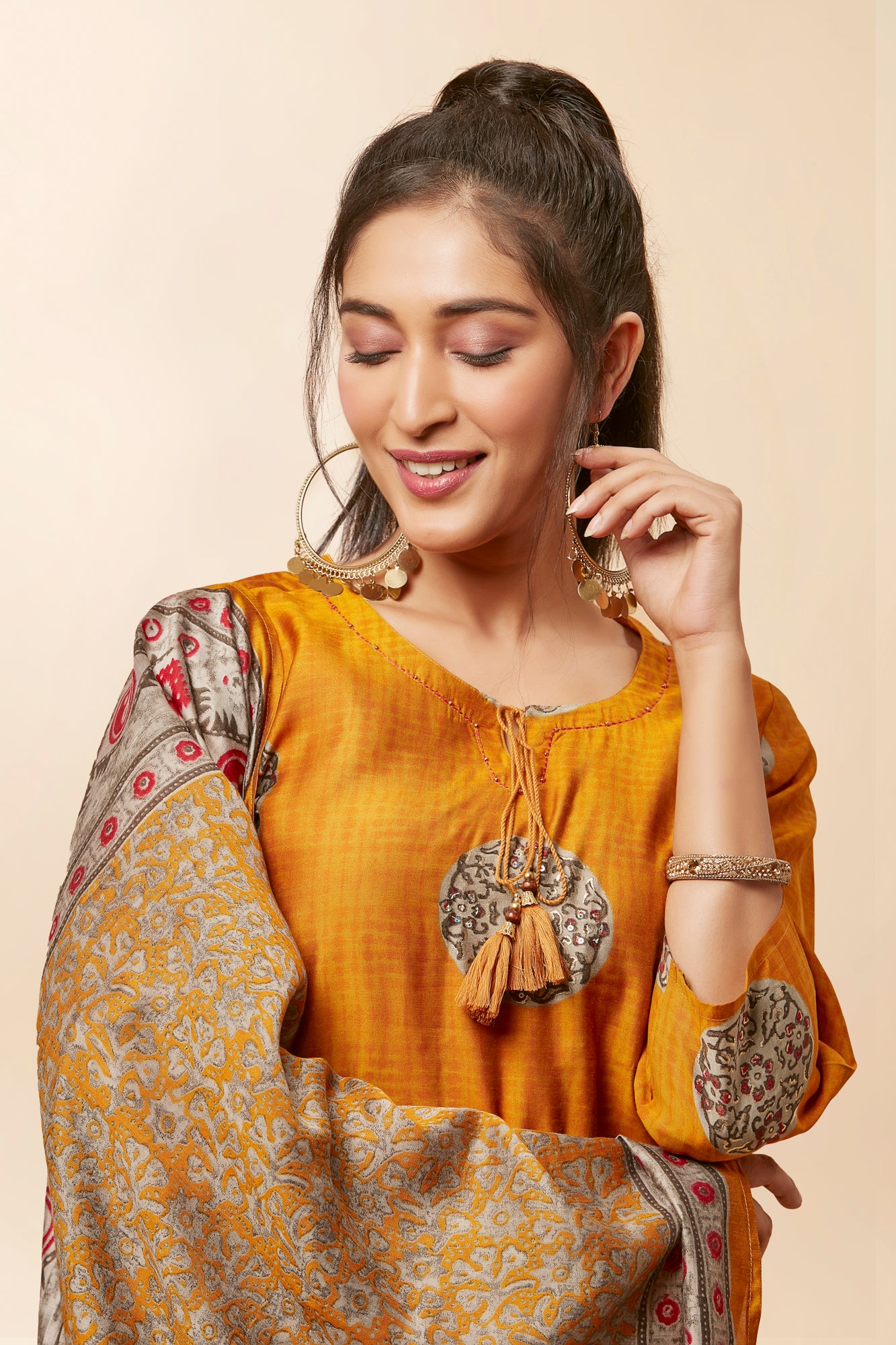 Urban Mystic Mustered Geometric Print Kurta Set
