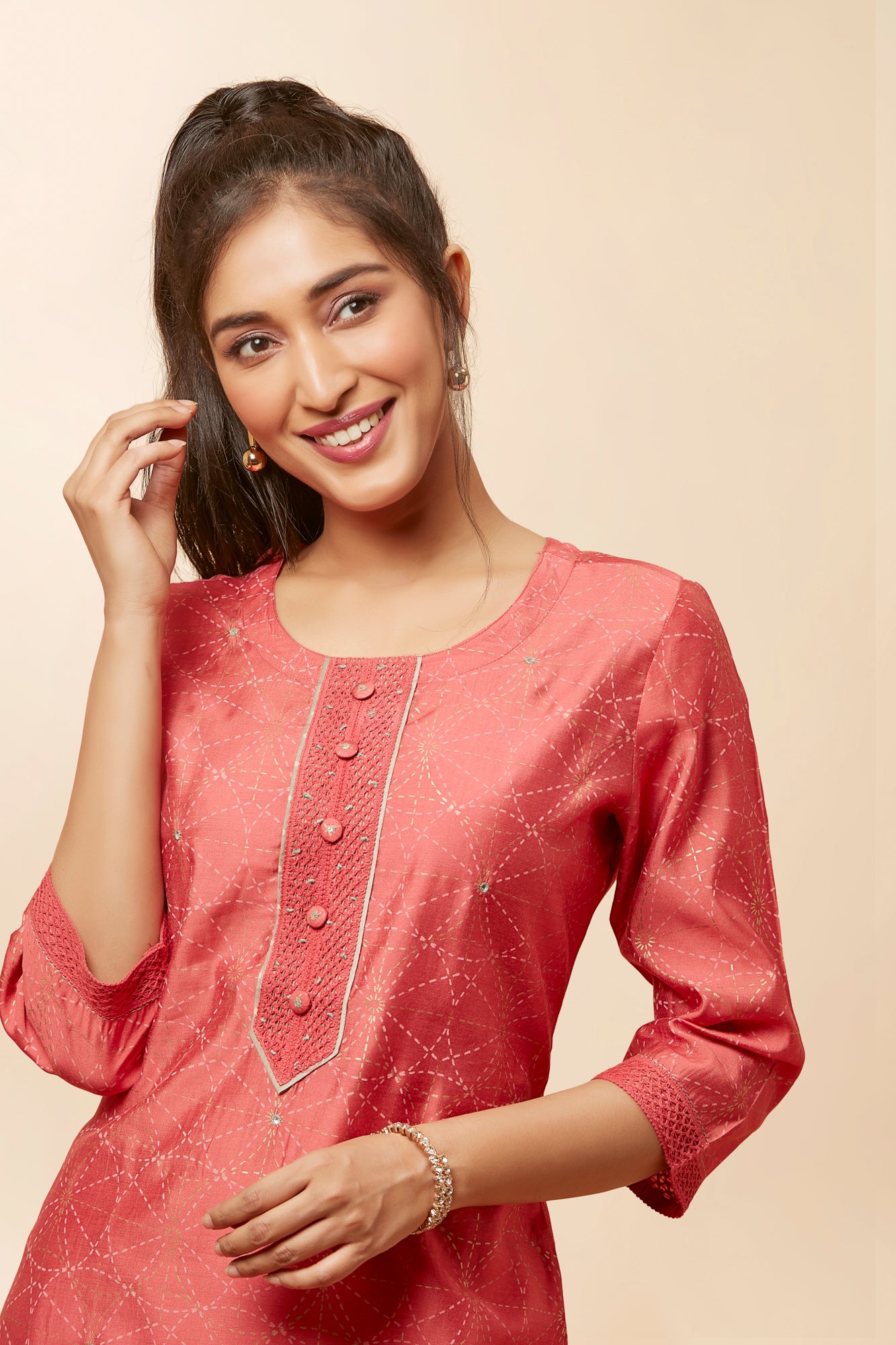 Urban Mystic Geometric Print Kurta Set With Bandhani Dupatta