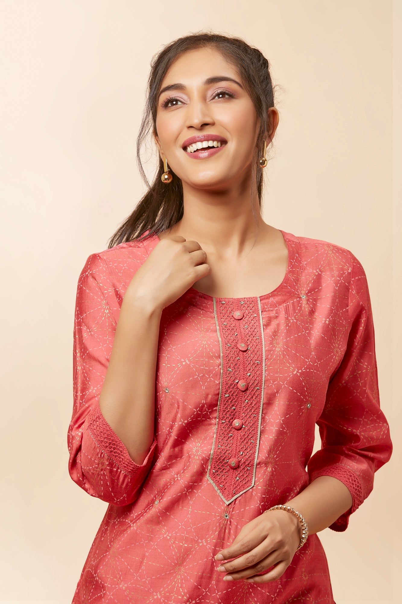 Urban Mystic Geometric Print Kurta Set With Bandhani Dupatta