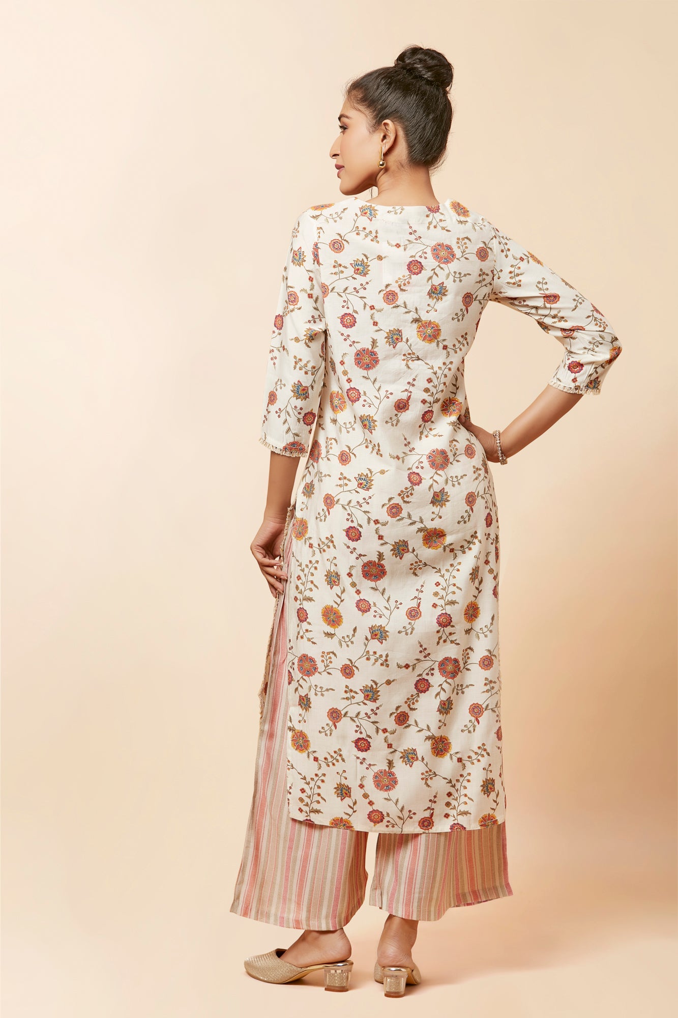 Urban Mystic White Colored Printed Kurta Set With Flared Plazo