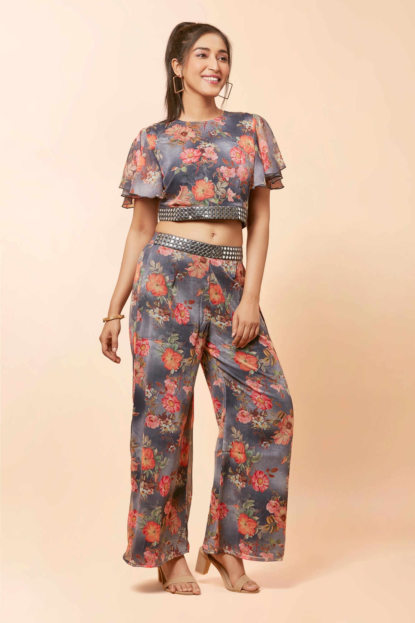 Urban Mystic Floral Print Crop Top With Plazo – BlueClub Select