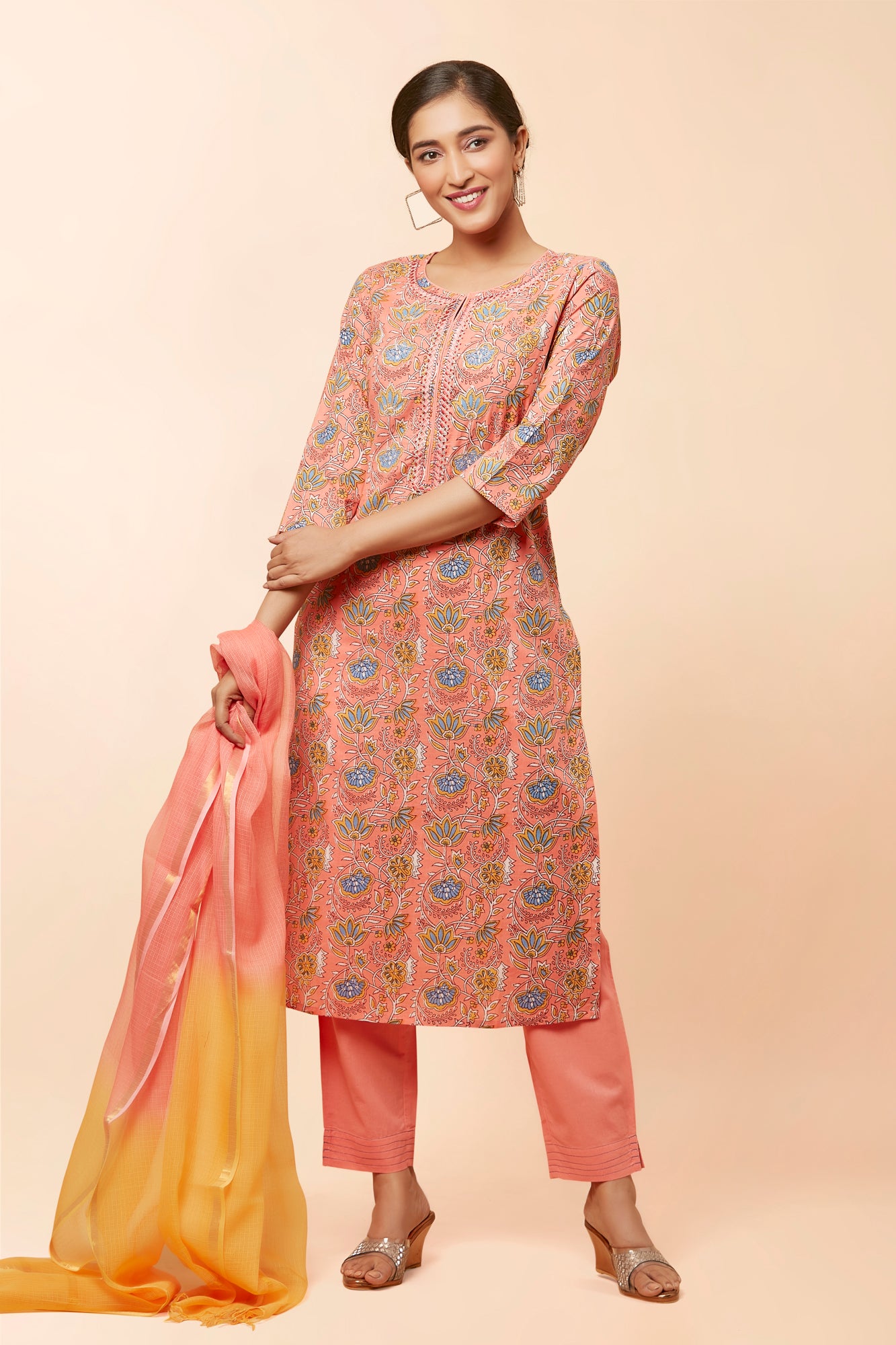 Urban Mystic Pink Floral Print Kurta Set With Kota Dori Dupatta