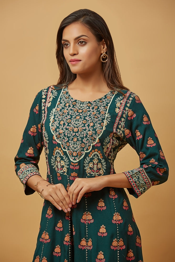 Urban Mystic Rayon Embroidered Kurta Pant Set With Dupatta