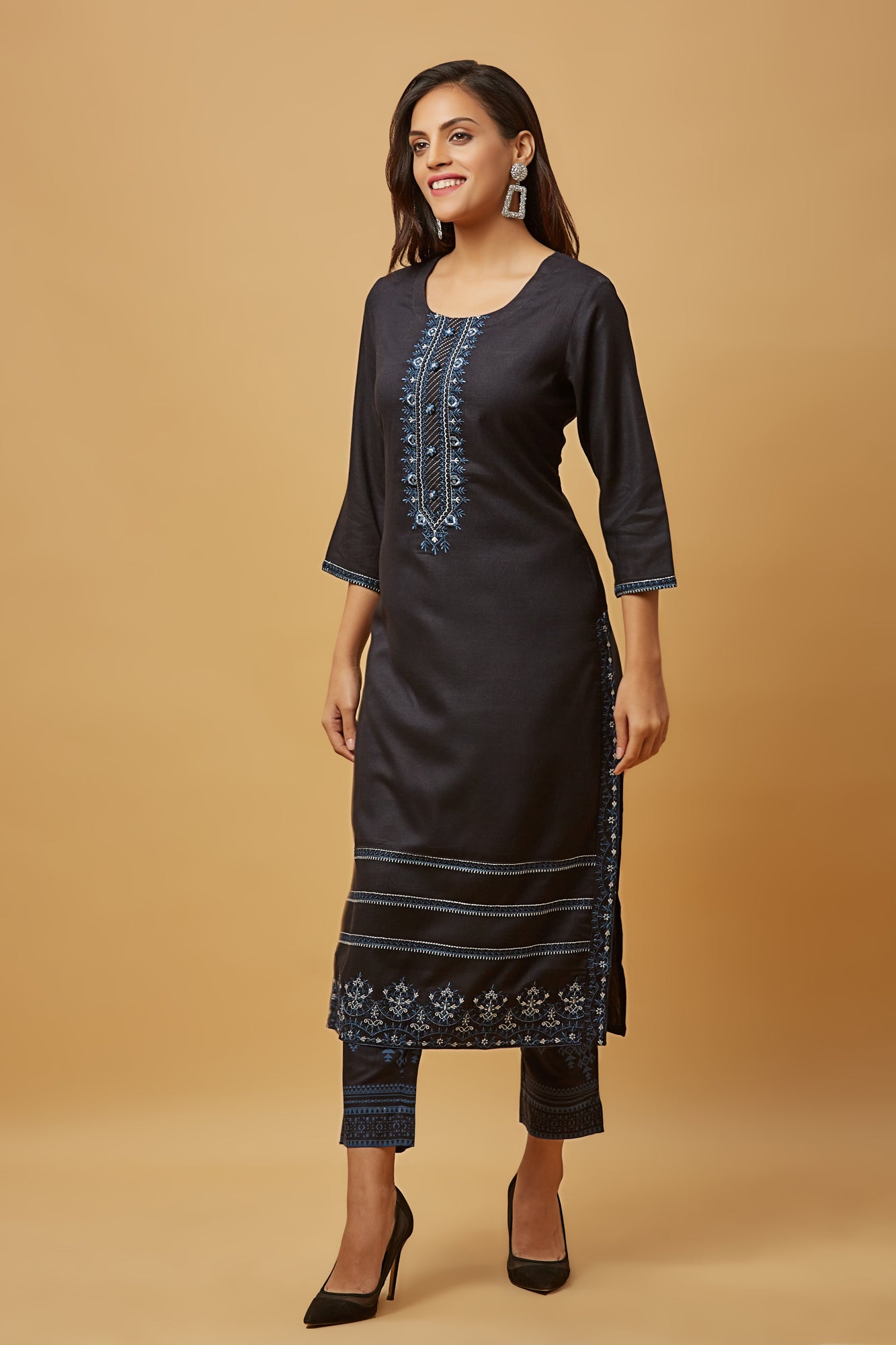 Urban Mystic Straight Cut Embroidered Kurti Pant Set With Dupatta