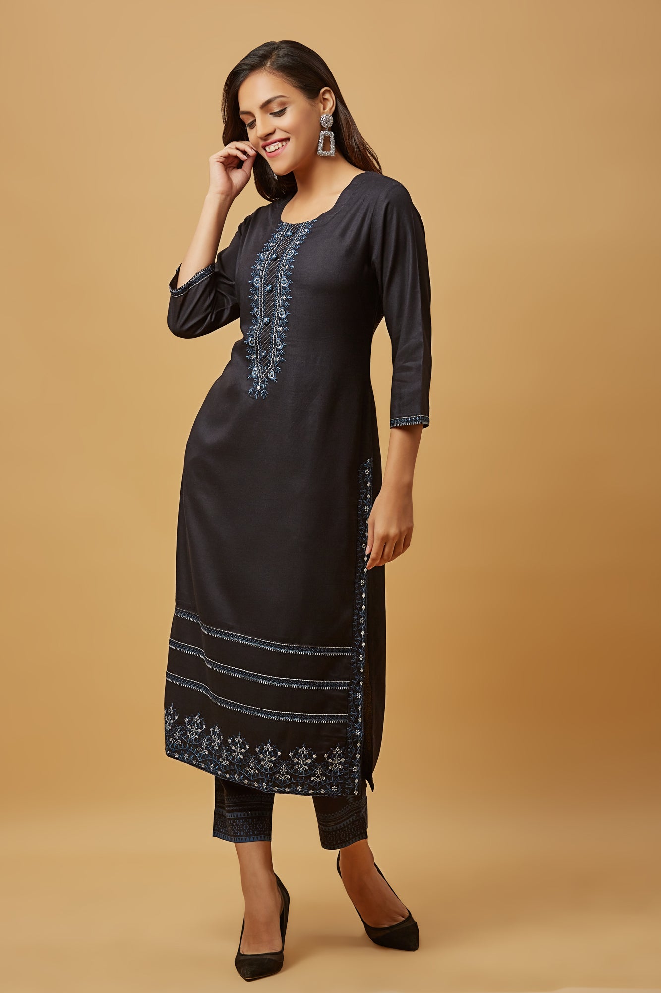 Urban Mystic Straight Cut Embroidered Kurti Pant Set With Dupatta