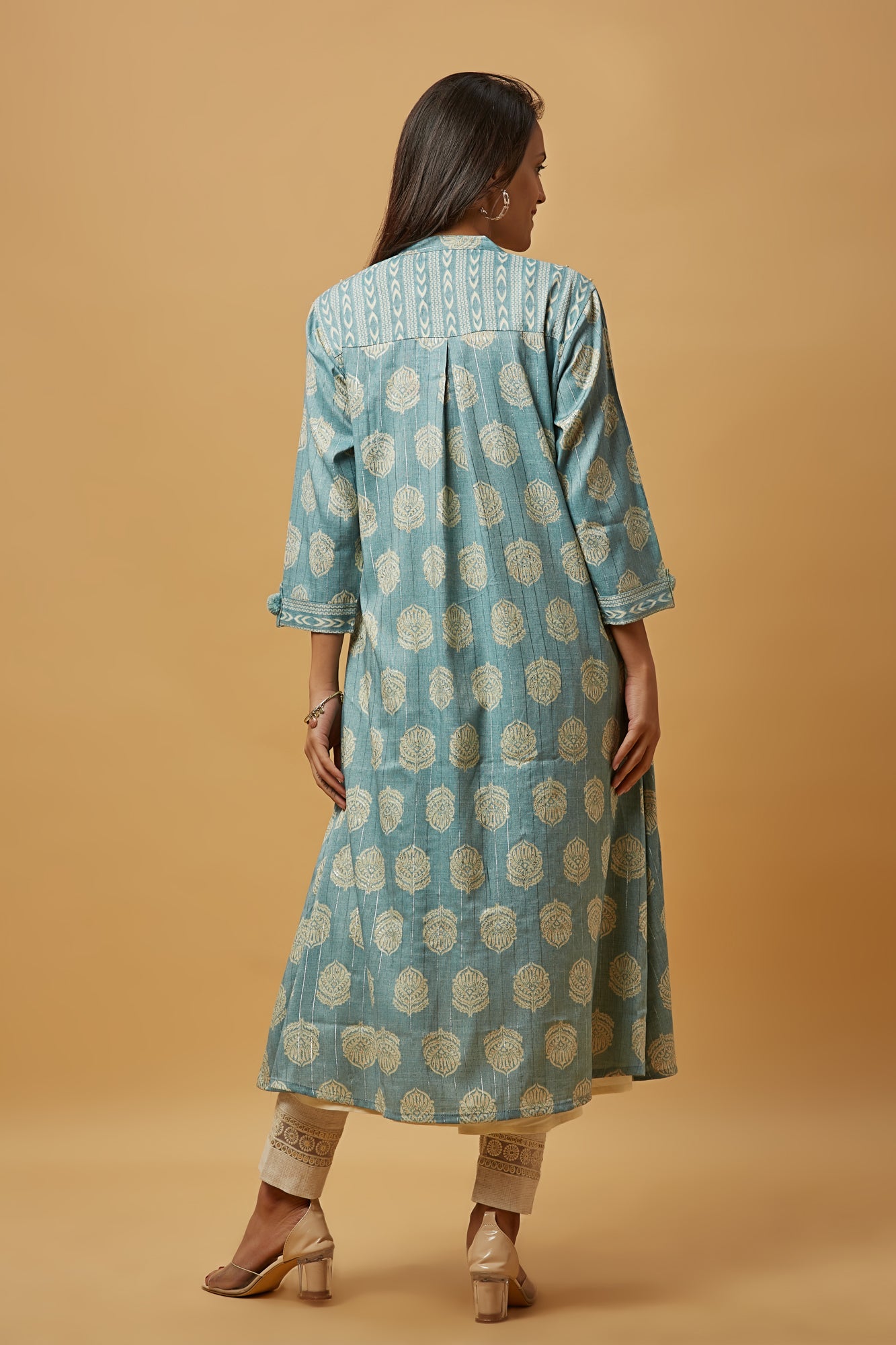 Urban Mystic Vintage Printed Shrug With Flared Kurti